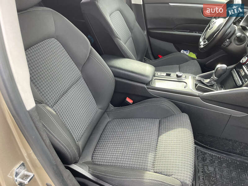 Универсал Renault Talisman 2016 в Киеве