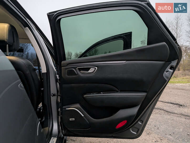 Седан Renault Talisman 2016 в Киеве