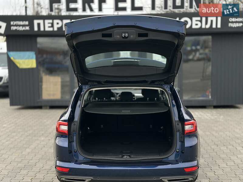 Універсал Renault Talisman 2016 в Чернівцях