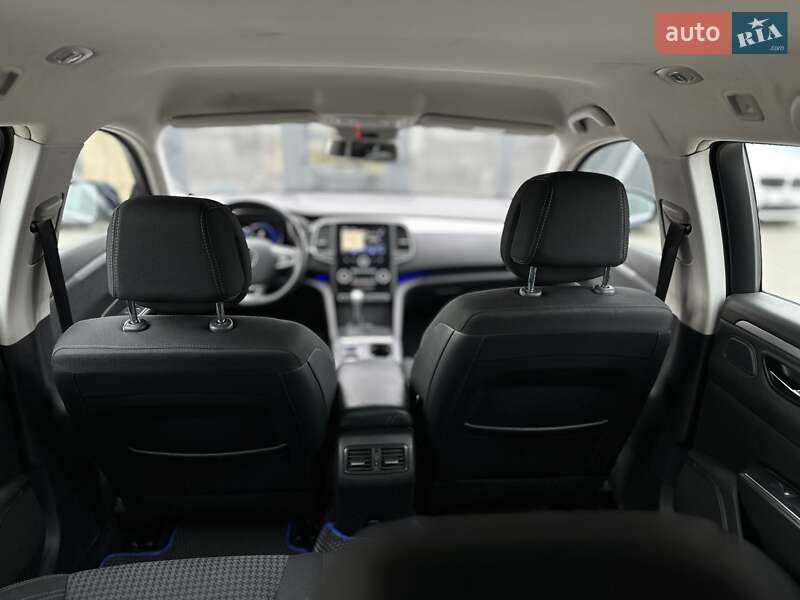 Універсал Renault Talisman 2016 в Чернівцях