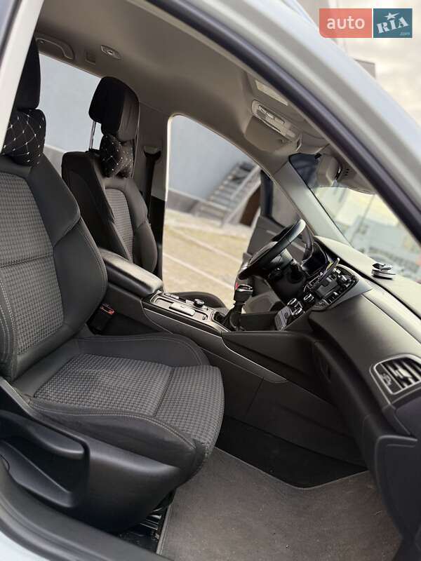 Універсал Renault Talisman 2016 в Городку