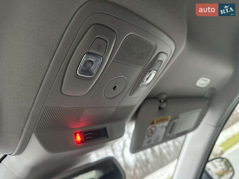 Седан Renault Talisman 2016 в Луцке