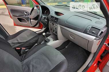 Седан Renault Thalia 2012 в 