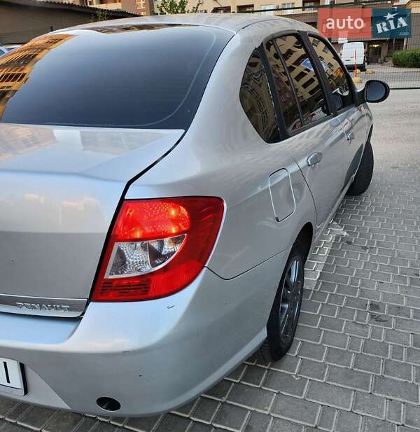 Седан Renault Thalia 2009 в Одессе
