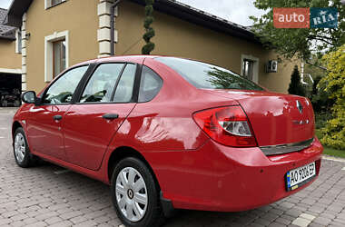 Седан Renault Thalia 2009 в 