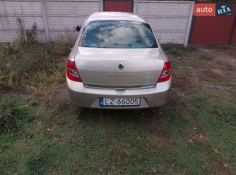 Седан Renault Thalia 2009 в Коломые