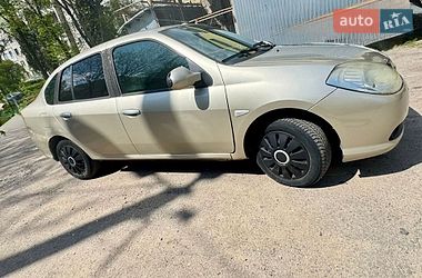 Седан Renault Thalia 2009 в Львове