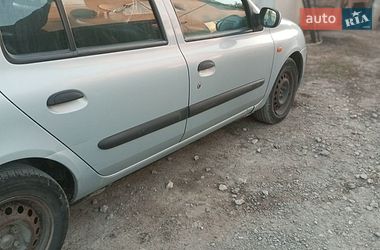 Седан Renault Thalia 2004 в Борщеве