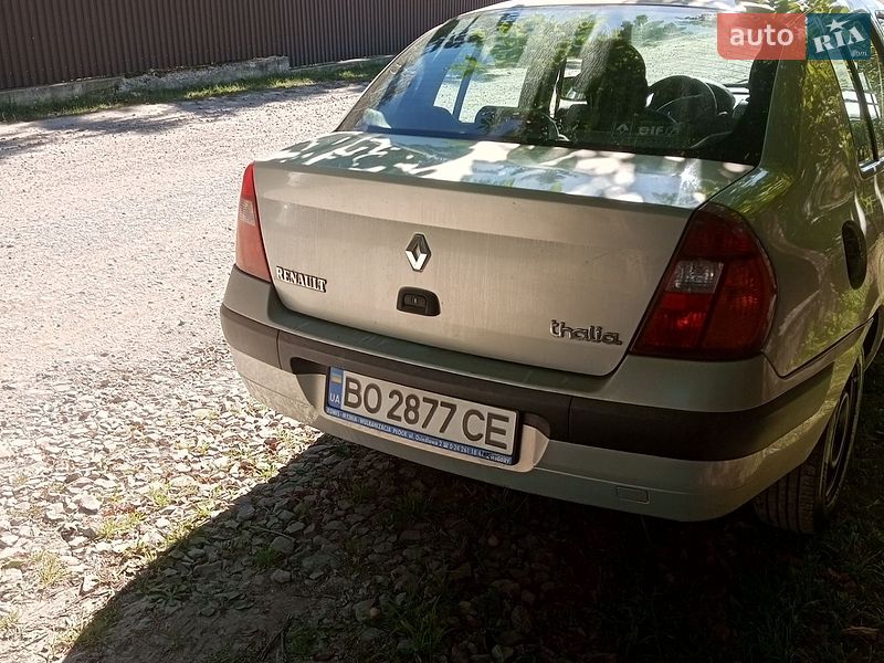 Седан Renault Thalia 2004 в Борщеве