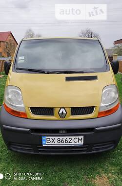 Легковой фургон (до 1,5 т) Renault Trafic груз.-пасс. 2006 в Хмельницком