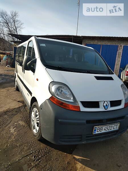 Renault Trafic пасс.