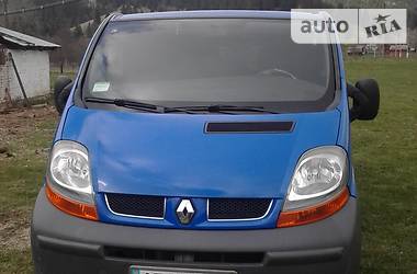 Минивэн Renault Trafic 2004 в Верховине