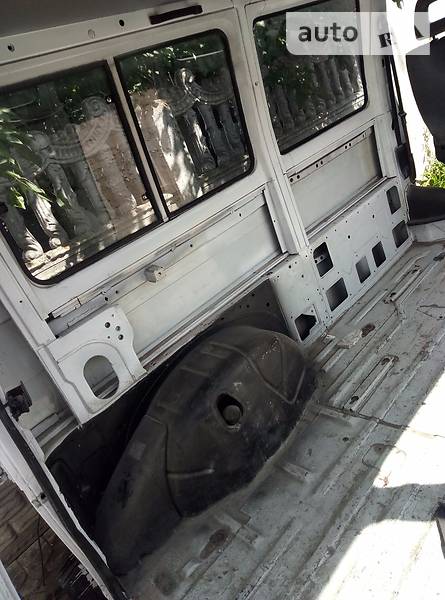 Грузовой фургон Renault Trafic 1996 в Изяславе