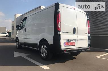 Грузопассажирский фургон Renault Trafic 2012 в Киеве