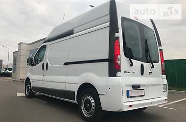 Вантажопасажирський фургон Renault Trafic 2013 в Києві