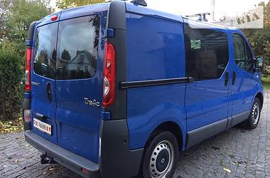 Грузопассажирский фургон Renault Trafic 2012 в Дубно