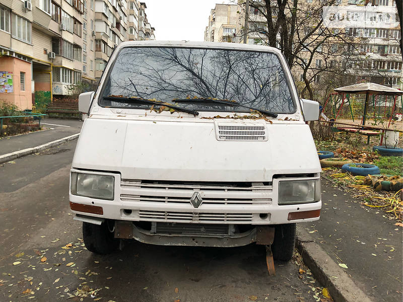 Грузопассажирский фургон Renault Trafic 1991 в Киеве