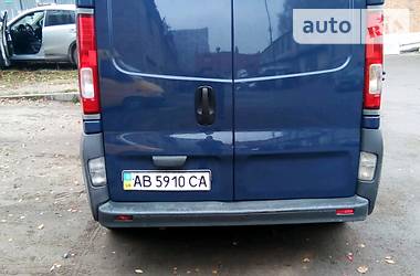 Грузопассажирский фургон Renault Trafic 2007 в Виннице