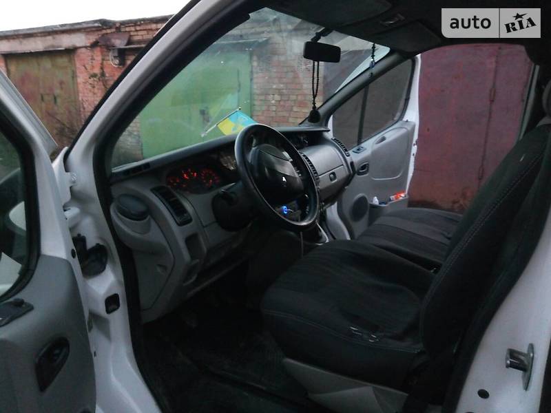 Минивэн Renault Trafic 2005 в Киеве