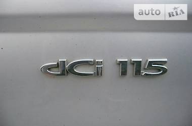 Вантажопасажирський фургон Renault Trafic 2009 в 