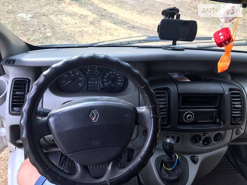 Мінівен Renault Trafic 2003 в Коростишеві