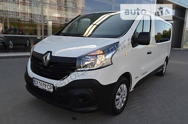 Грузопассажирский фургон Renault Trafic 2015 в Хмельницком