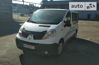 Грузопассажирский фургон Renault Trafic 2007 в Покровске