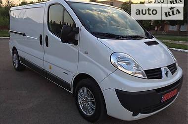 Грузопассажирский фургон Renault Trafic 2012 в Ровно