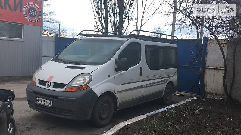 Мінівен Renault Trafic 2003 в Києві