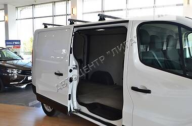 Грузопассажирский фургон Renault Trafic 2015 в Хмельницком