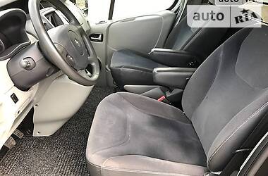 Вантажопасажирський фургон Renault Trafic 2014 в 