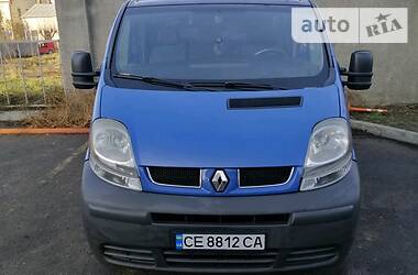 Грузопассажирский фургон Renault Trafic 2003 в Черновцах