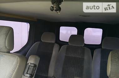 Грузопассажирский фургон Renault Trafic 2006 в Полтаве