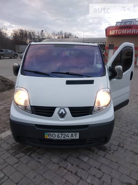 Мінівен Renault Trafic 2009 в Тернополі