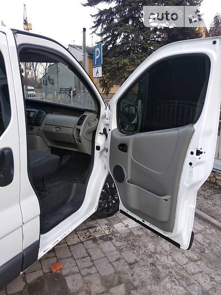 Мінівен Renault Trafic 2009 в Тернополі