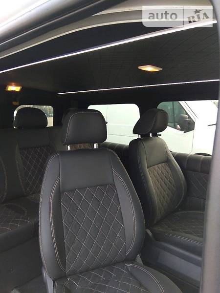 Вантажопасажирський фургон Renault Trafic 2016 в Бердичеві