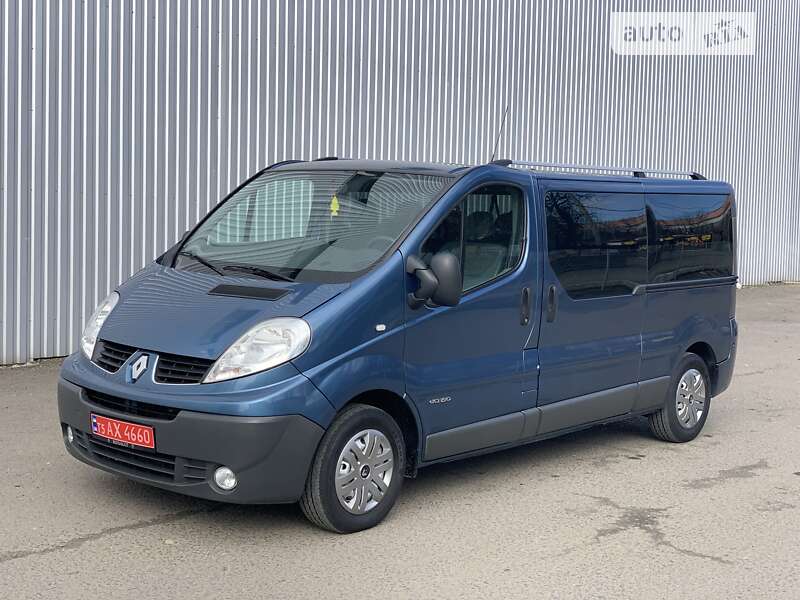 Мінівен Renault Trafic 2011 в Луцьку