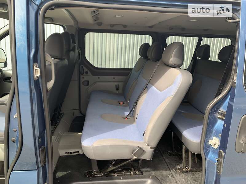 Мінівен Renault Trafic 2011 в Луцьку