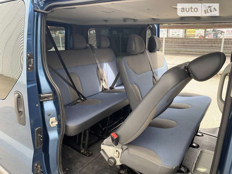 Мінівен Renault Trafic 2011 в Луцьку