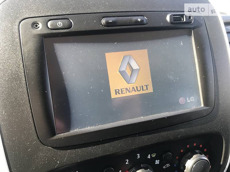 Мінівен Renault Trafic 2015 в Бродах