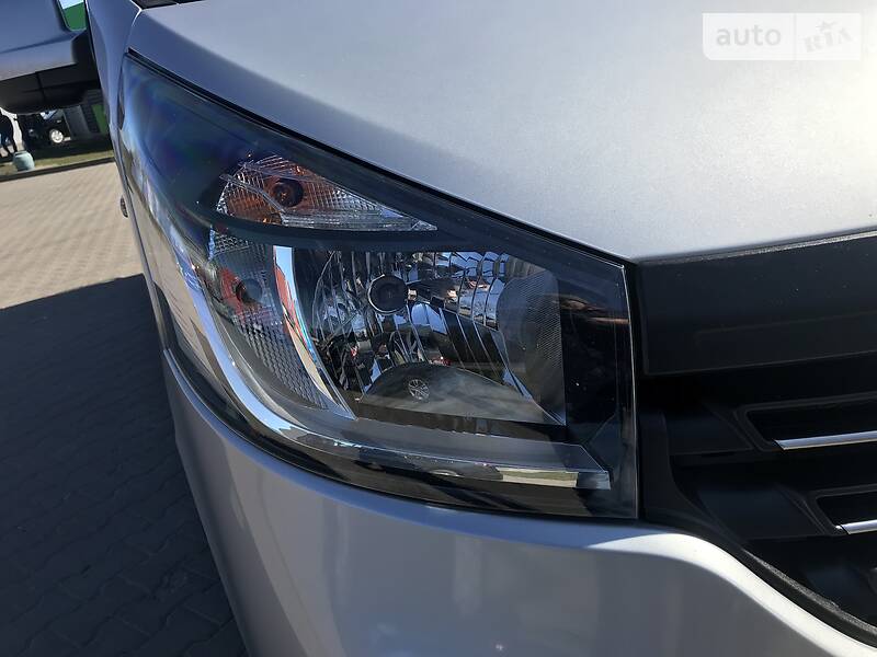 Мінівен Renault Trafic 2015 в Бродах