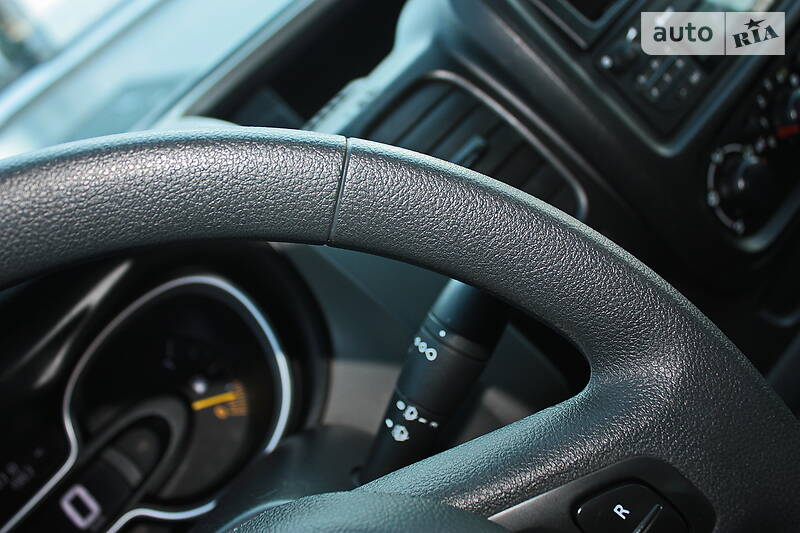 Вантажопасажирський фургон Renault Trafic 2016 в Кременчуці фото 22 Вантажопасажирський фургон Renault Trafic 2016 в Кременчуці