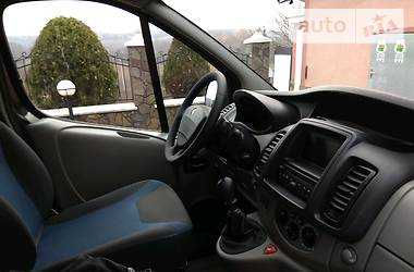 Мінівен Renault Trafic 2013 в 