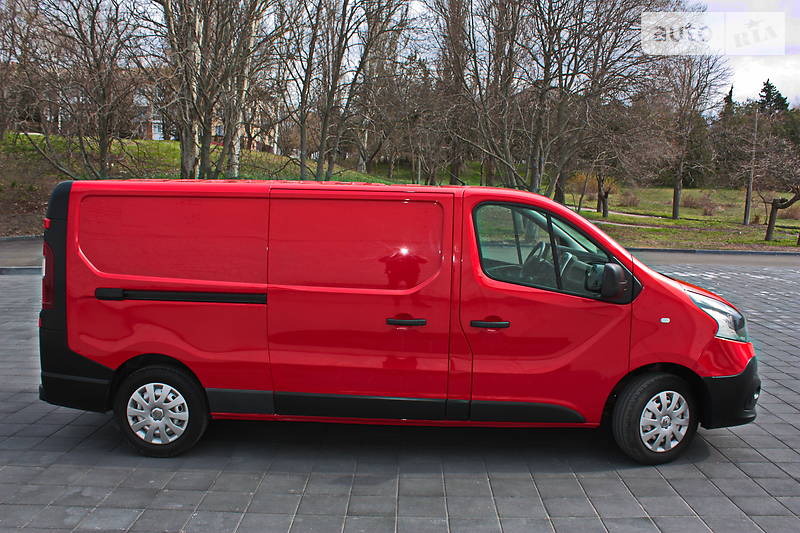 Вантажопасажирський фургон Renault Trafic 2015 в Кременчуці фото 9 Вантажопасажирський фургон Renault Trafic 2015 в Кременчуці