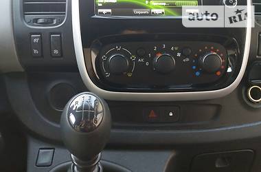 Мінівен Renault Trafic 2016 в 