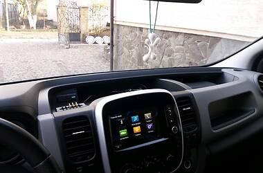 Мінівен Renault Trafic 2016 в 