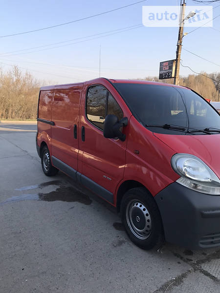 Вантажопасажирський фургон Renault Trafic 2005 в Умані