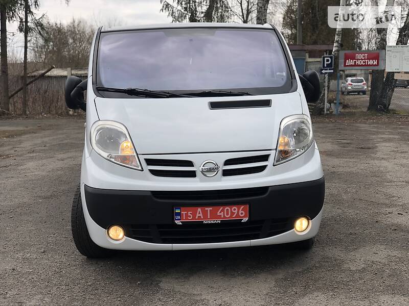 Мінівен Renault Trafic 2010 в Радивиліві
