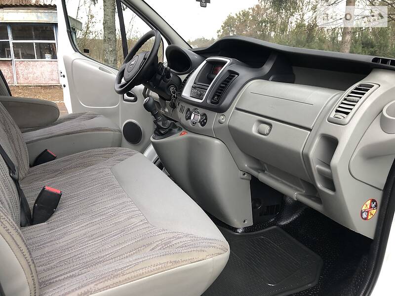 Мінівен Renault Trafic 2010 в Радивиліві