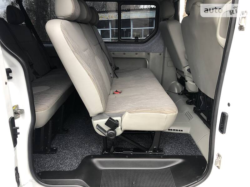 Мінівен Renault Trafic 2010 в Радивиліві